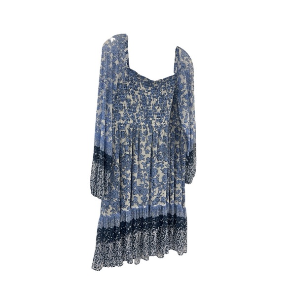 Taylor shirred Babydoll tiered flowy dress Baloon Sleeves blue & white floral 16 - Picture 4 of 16